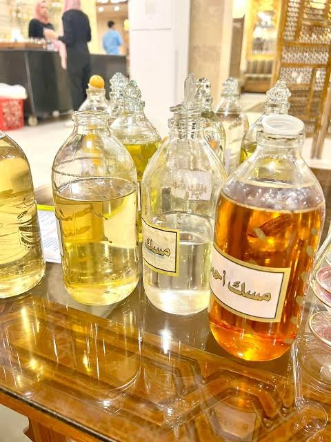 Papyrus Fragrance Oil — Alcohol-Free (50 ml) - Image 2