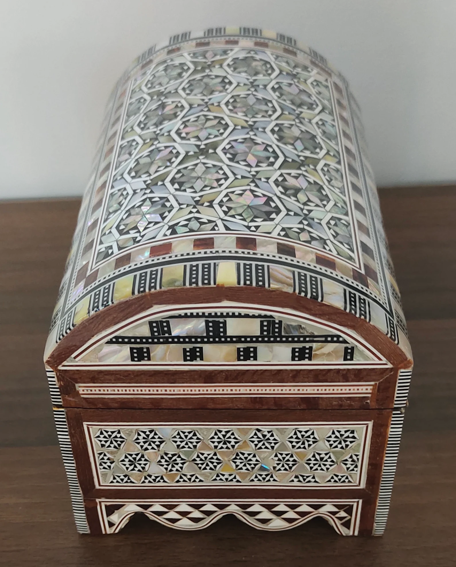Handcrafted Egyptian Wood Jewelry Box — Mother of Pearl Inlay (Domed Lid) - Image 3