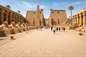 karnak temple egypt large complex self guided