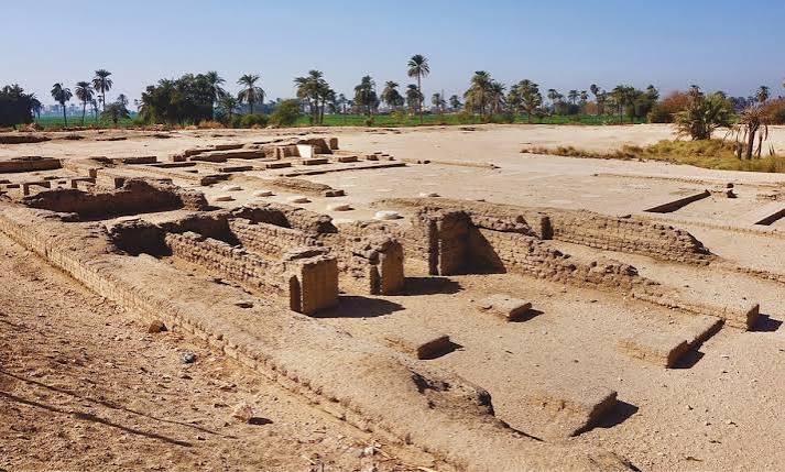 Actual Amarna archaeological landscape
